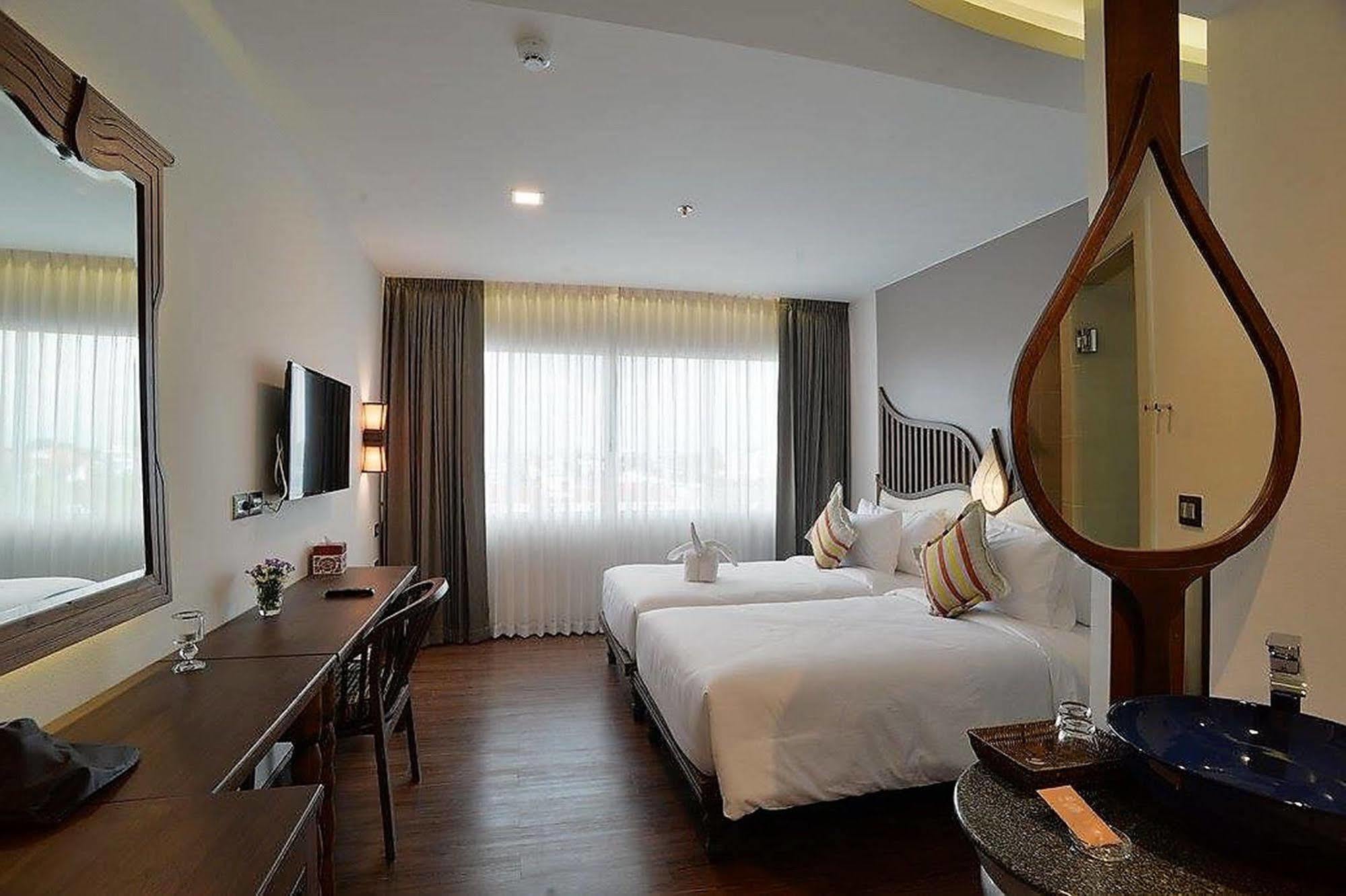 Baisirimaya Hotel Csiangmaj Kültér fotó